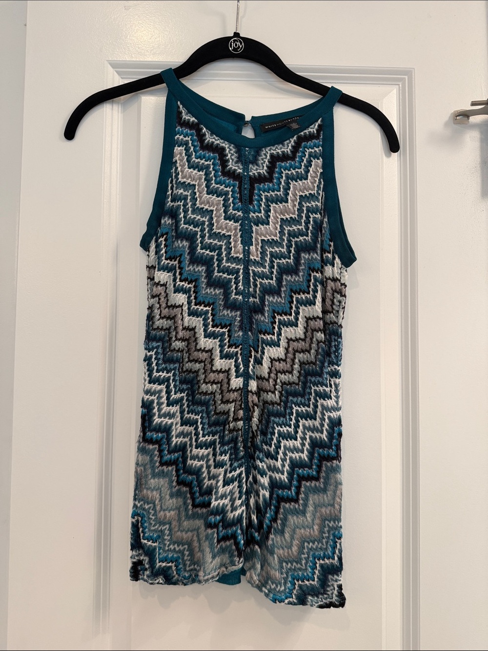 WHBM Sleeveless Chevron Pattern Teal Women's Top